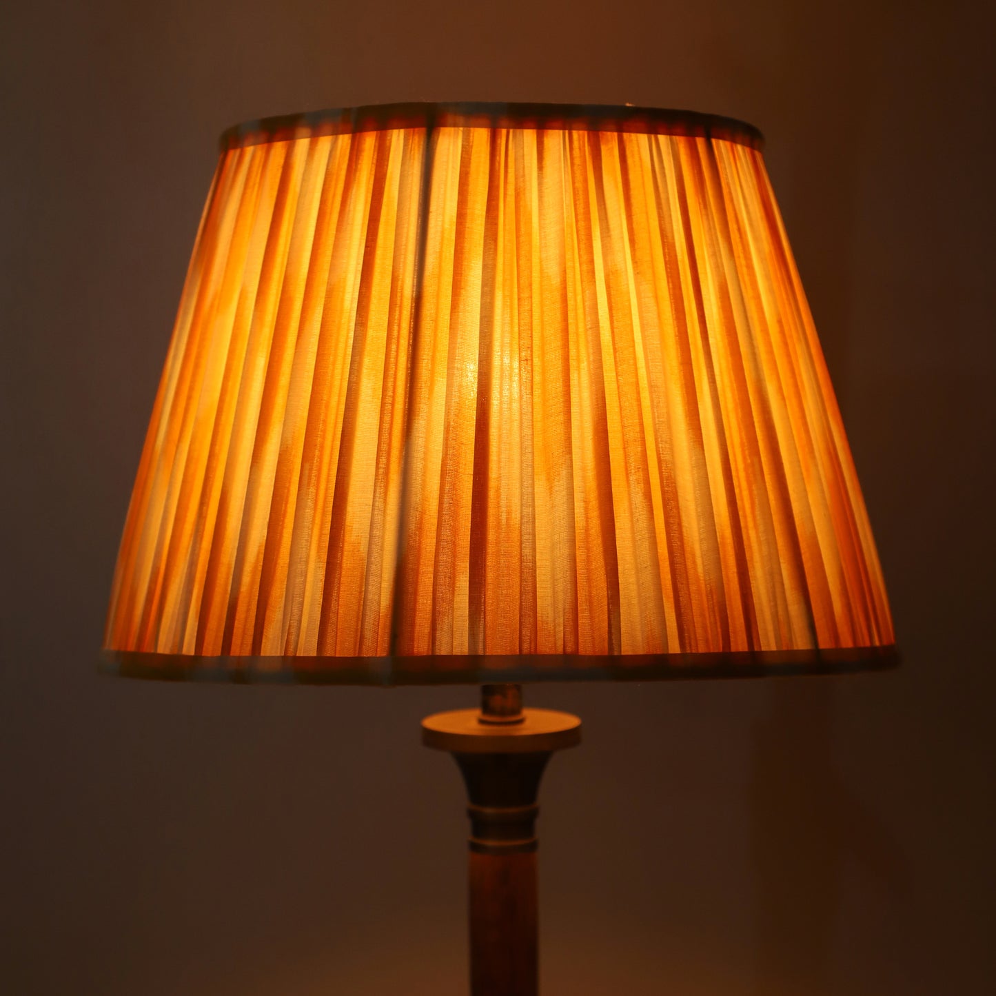 40cm straight empire premium softback lampshade in cotton by Lampenschirm India