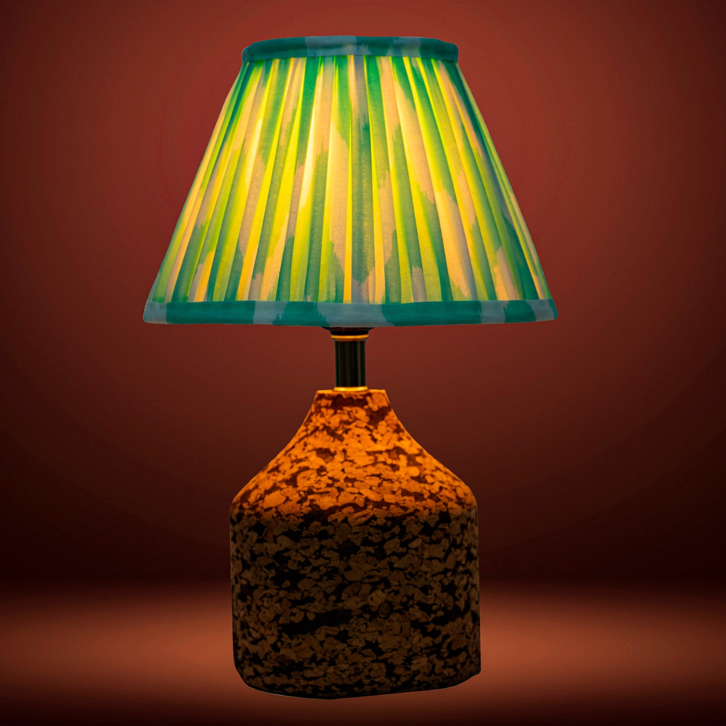 Arc Table Lamp in Handcrafted Natural Cork with Lampshade