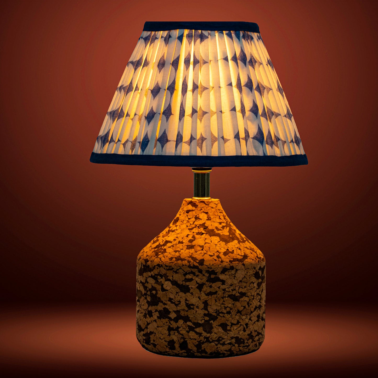 Arc Table Lamp in Handcrafted Natural Cork with Lampshade