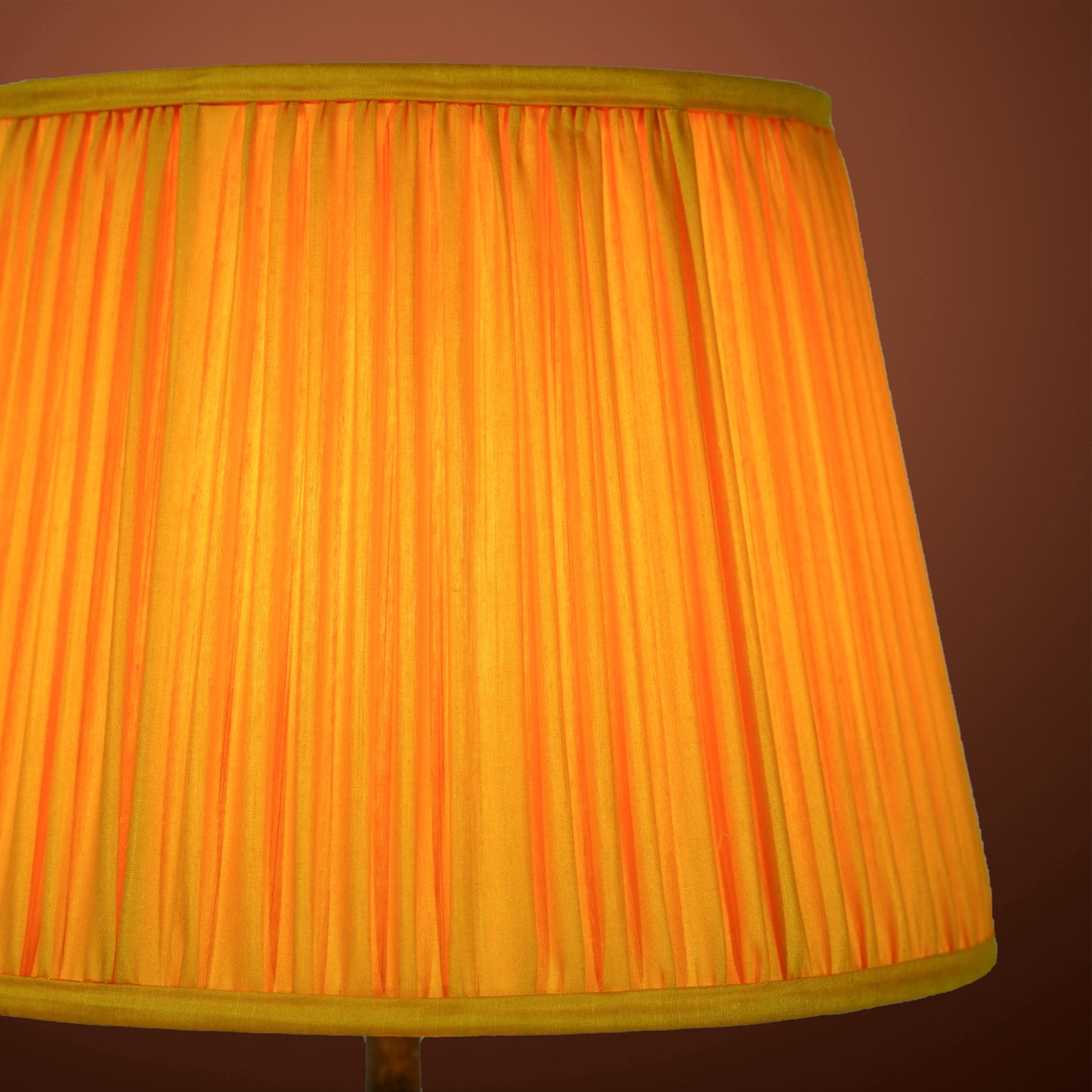 40cm straight empire premium softback lampshade in yellow silk by Lampenschirm India