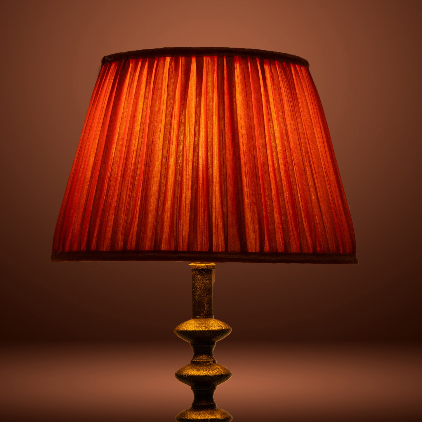 30cm straight empire premium softback lampshade in orange silk by Lampenschirm India