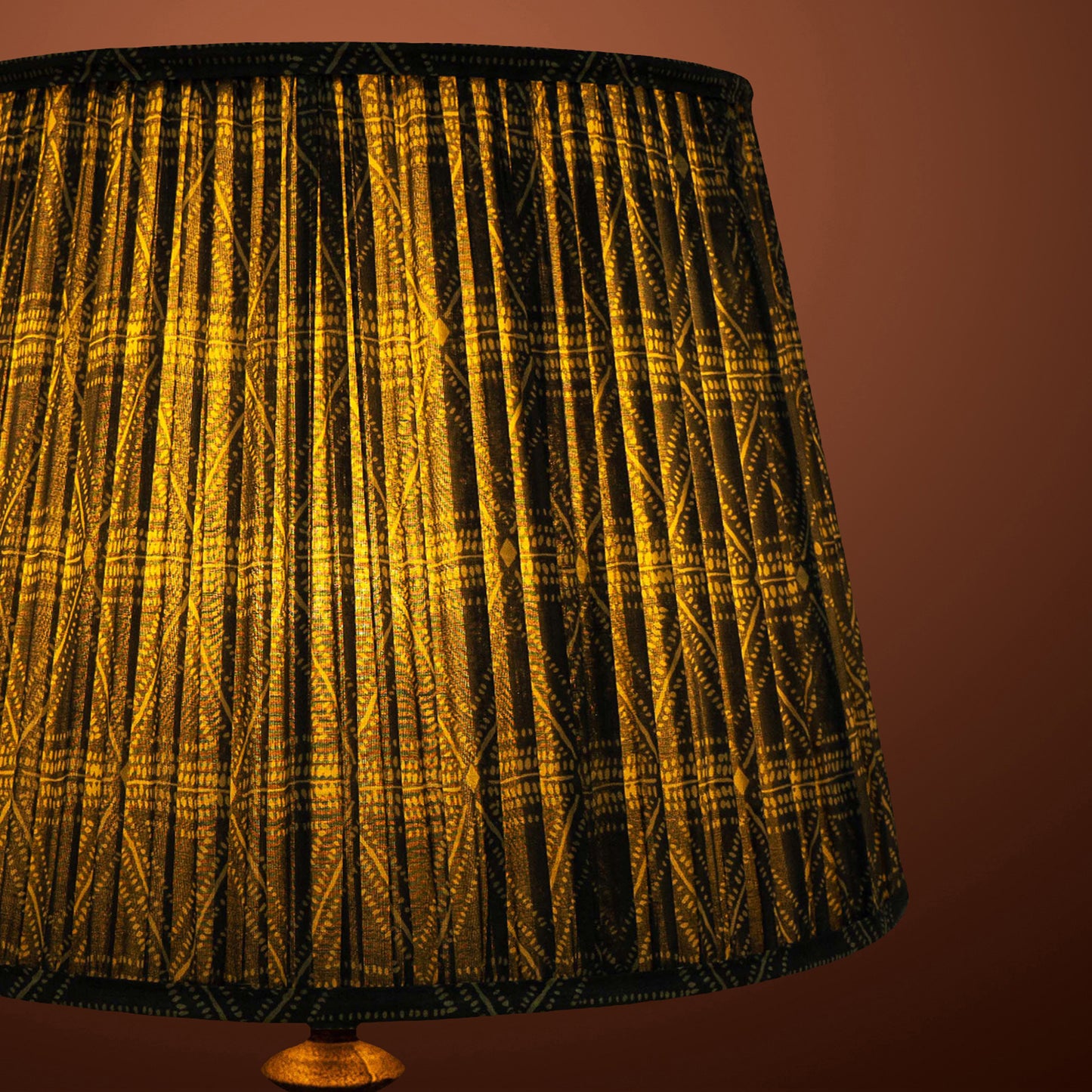 40cm straight empire premium softback lampshade in cotton by Lampenschirm India