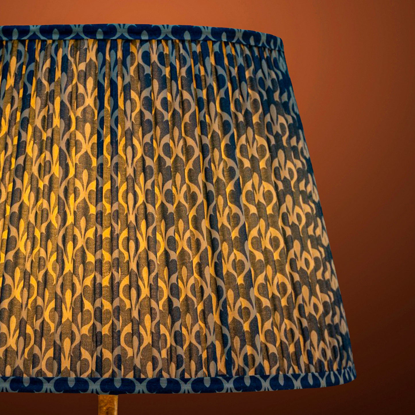 40cm straight empire premium softback lamp shade in cotton by Lampenschirm India, house of lampshades