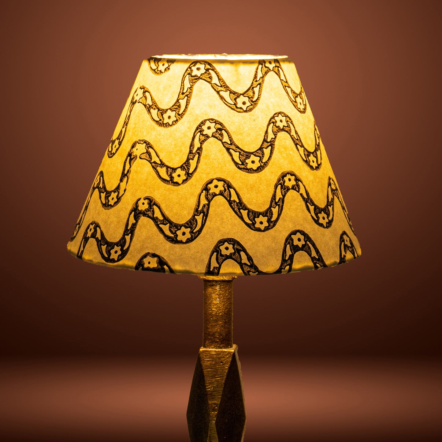 20cm empire premium hardback lampshade in block printed paper by Lampenschirm India