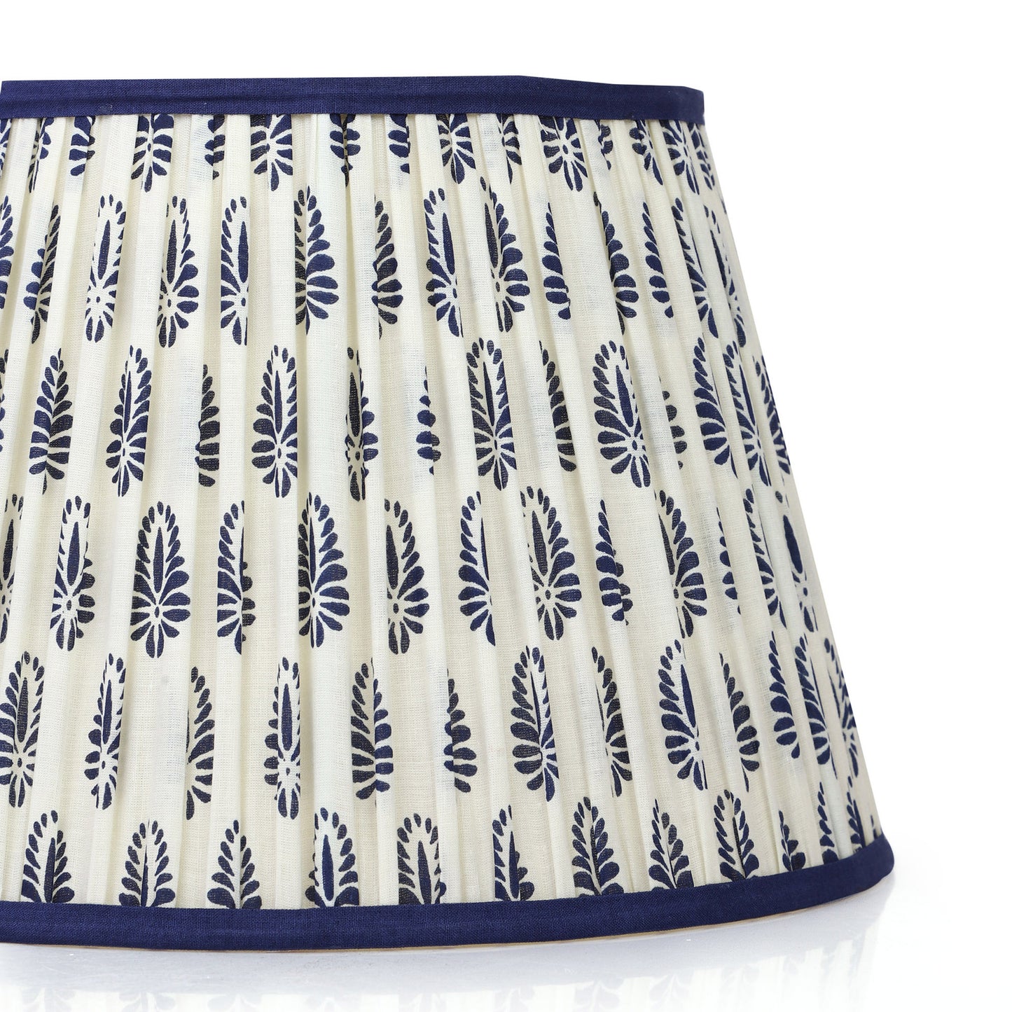 30cm straight empire premium softback lamp shade in cotton by Lampenschirm India