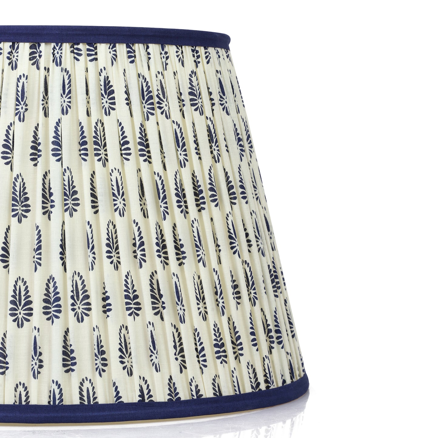 40cm straight empire premium softback lamp shade in cotton by Lampenschirm India