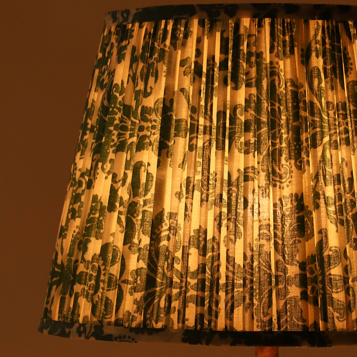 40cm straight empire premium softback lamp shade in cotton by Lampenschirm India