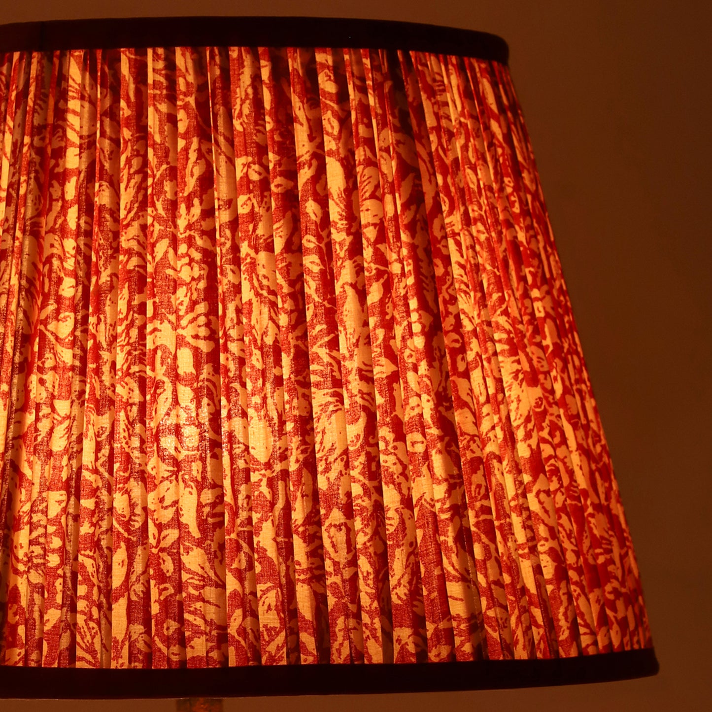 40cm straight empire premium softback lamp shade in cotton by Lampenschirm India