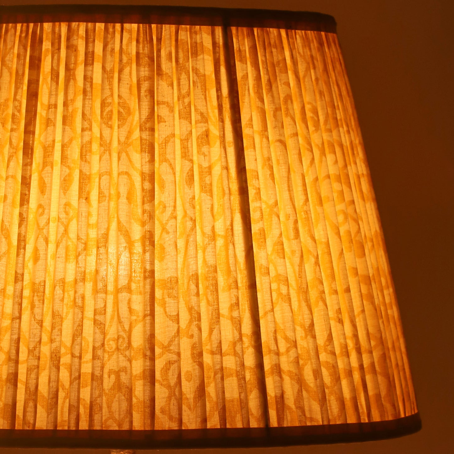 40cm straight empire premium softback lamp shade in cotton by Lampenschirm India