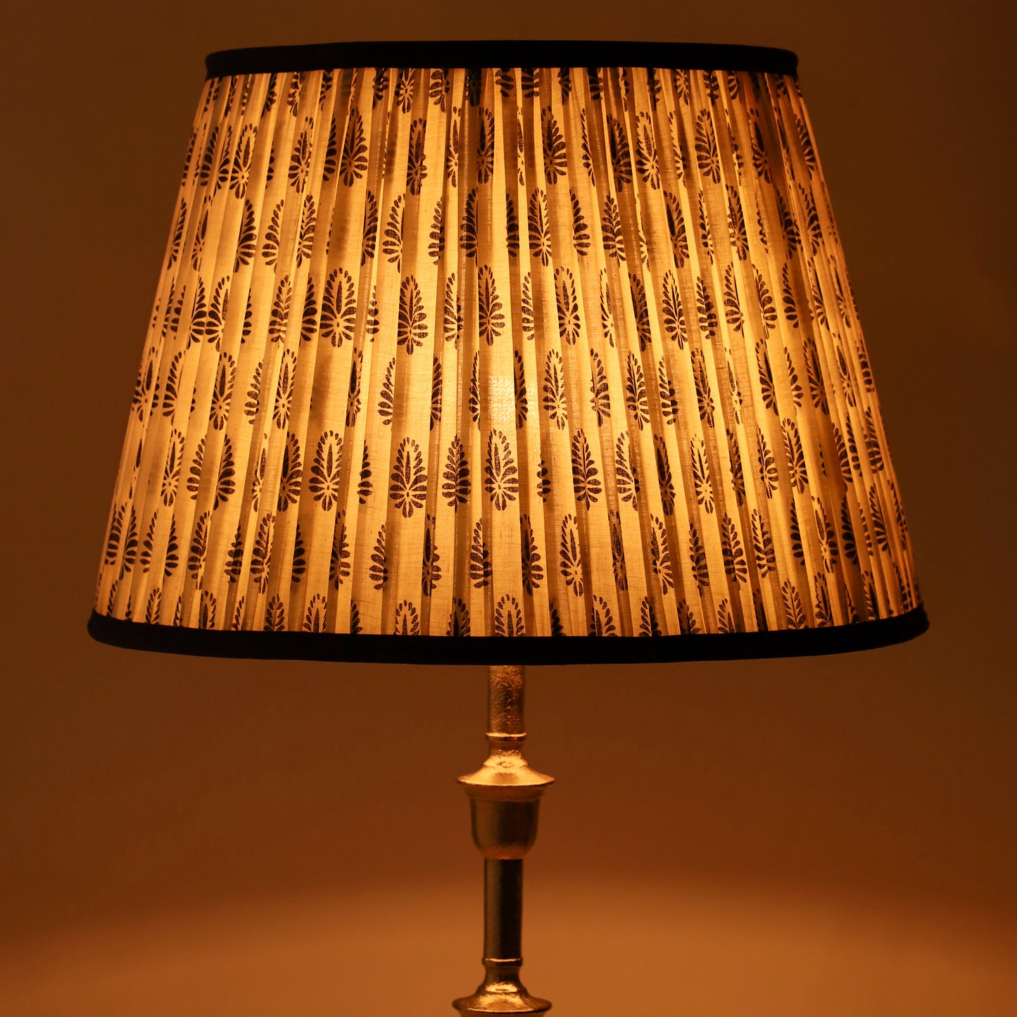 40cm straight empire premium softback lamp shade in cotton by Lampenschirm India