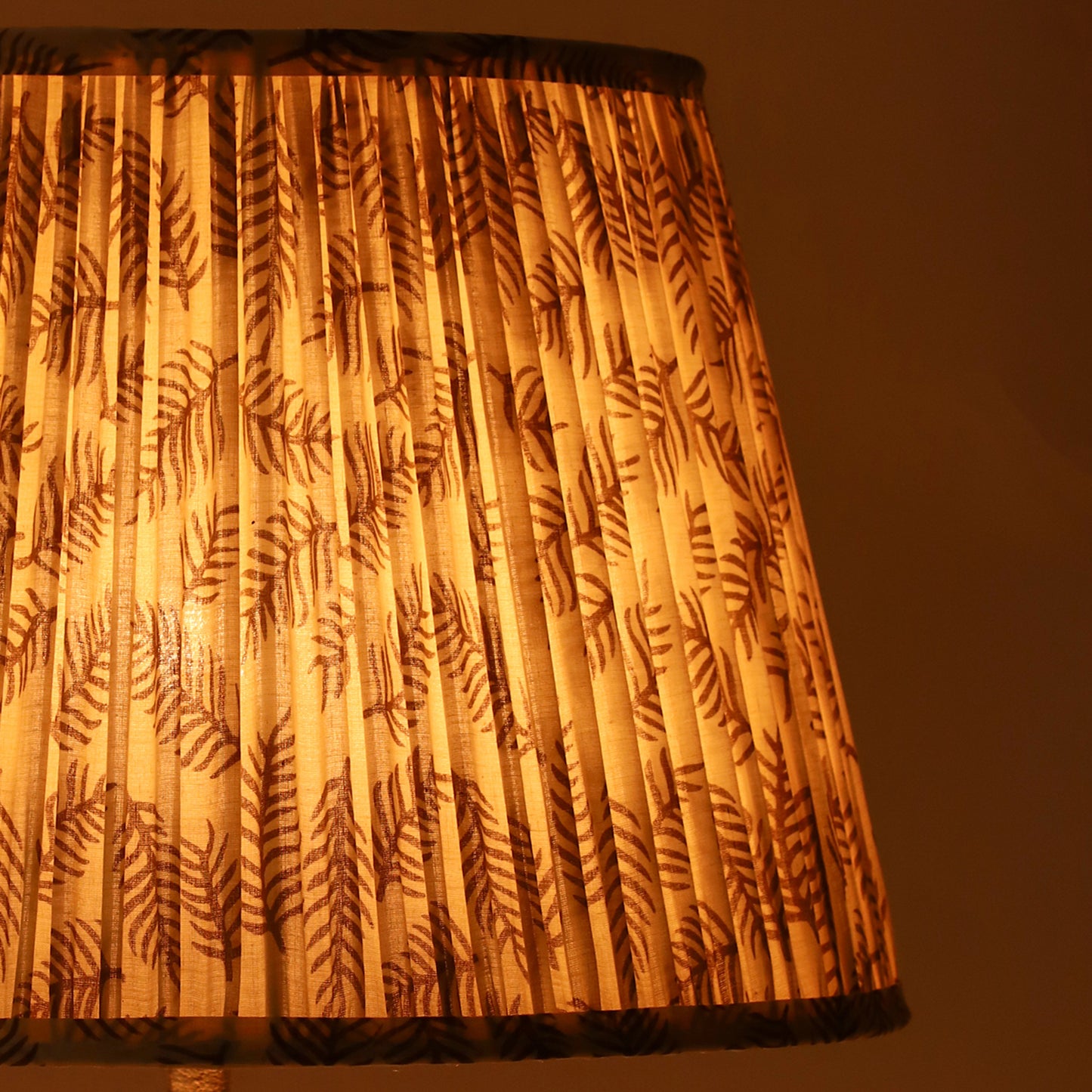 40cm straight empire premium softback lamp shade in cotton by Lampenschirm India