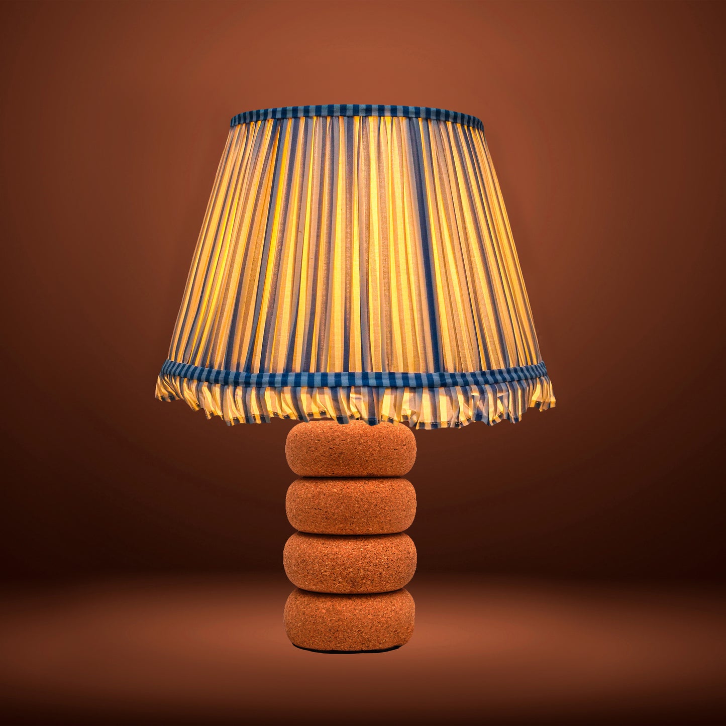 Lume Oval Steps Table Lamp in Natural Cork with Lampshade
