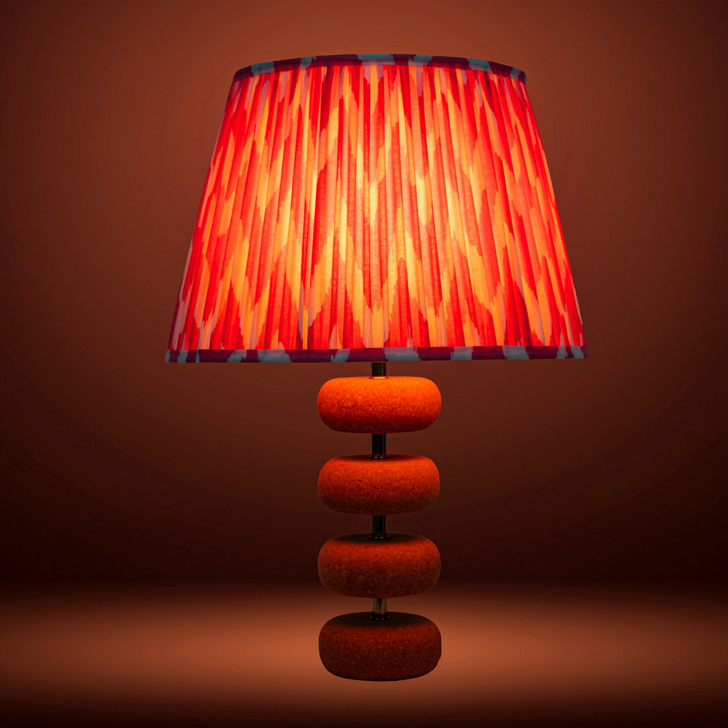Lume Floating Oval Steps Table Lamp in Natural Cork with Lampshade
