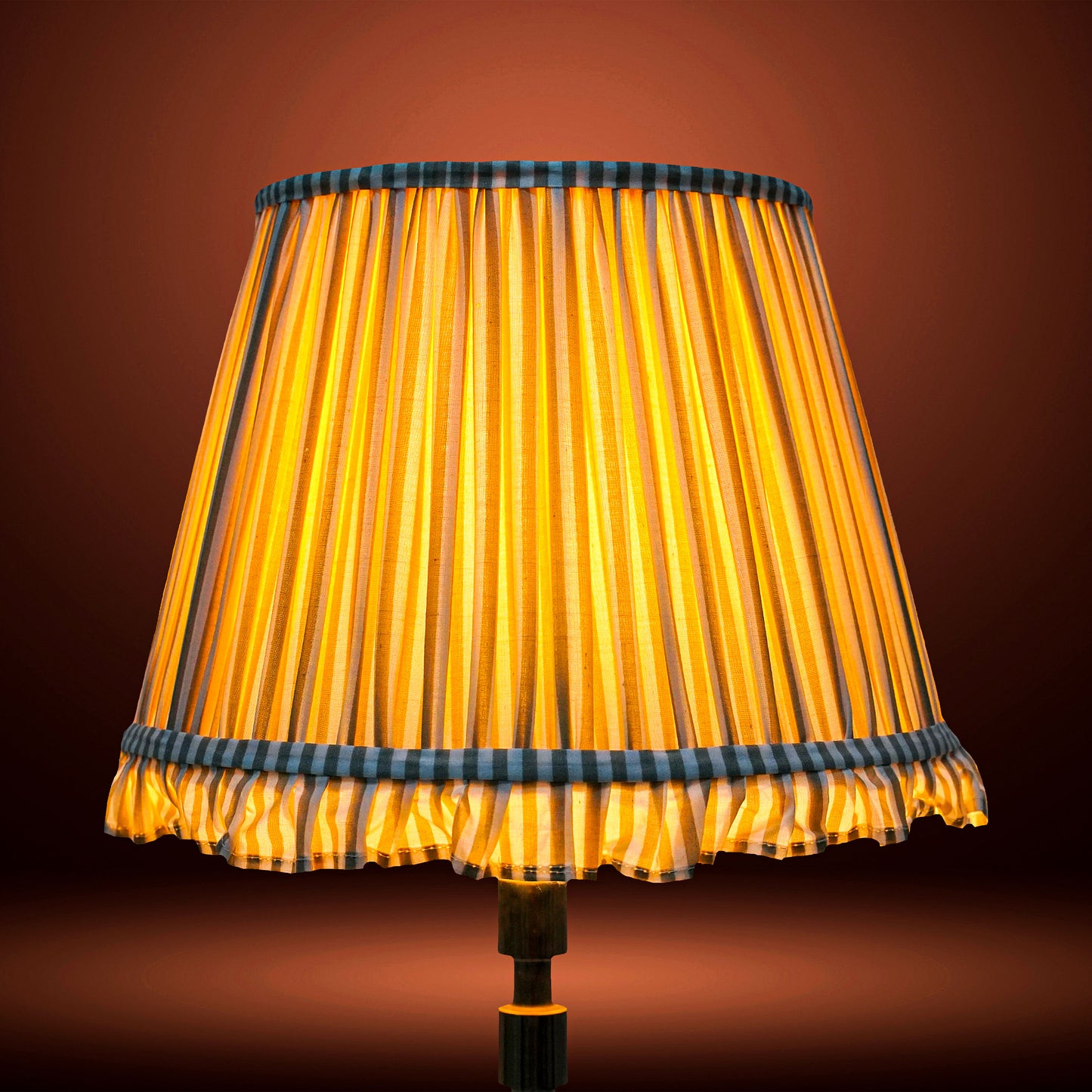 30cm straight empire premium softback lamp shade in cotton by Lampenschirm India, house of lampshades