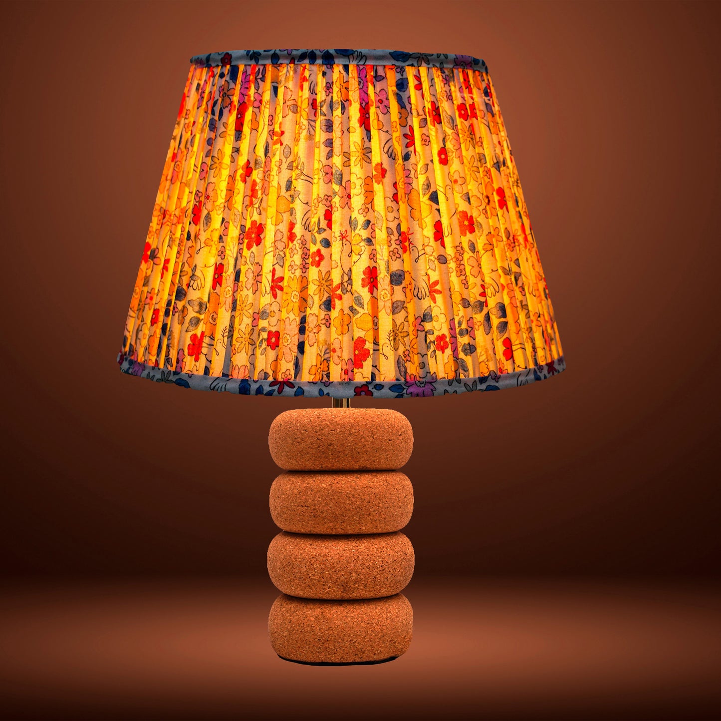 Lume Oval Steps Table Lamp in Natural Cork with Lampshade