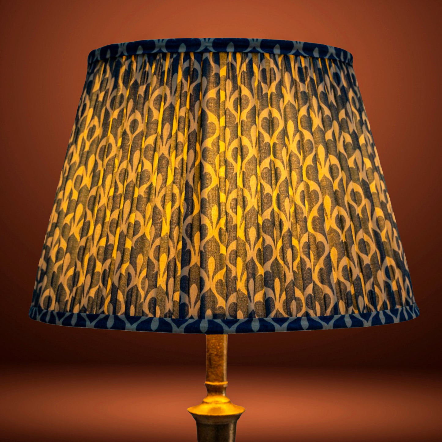 30cm straight empire premium softback lamp shade in cotton by Lampenschirm India, house of lampshades
