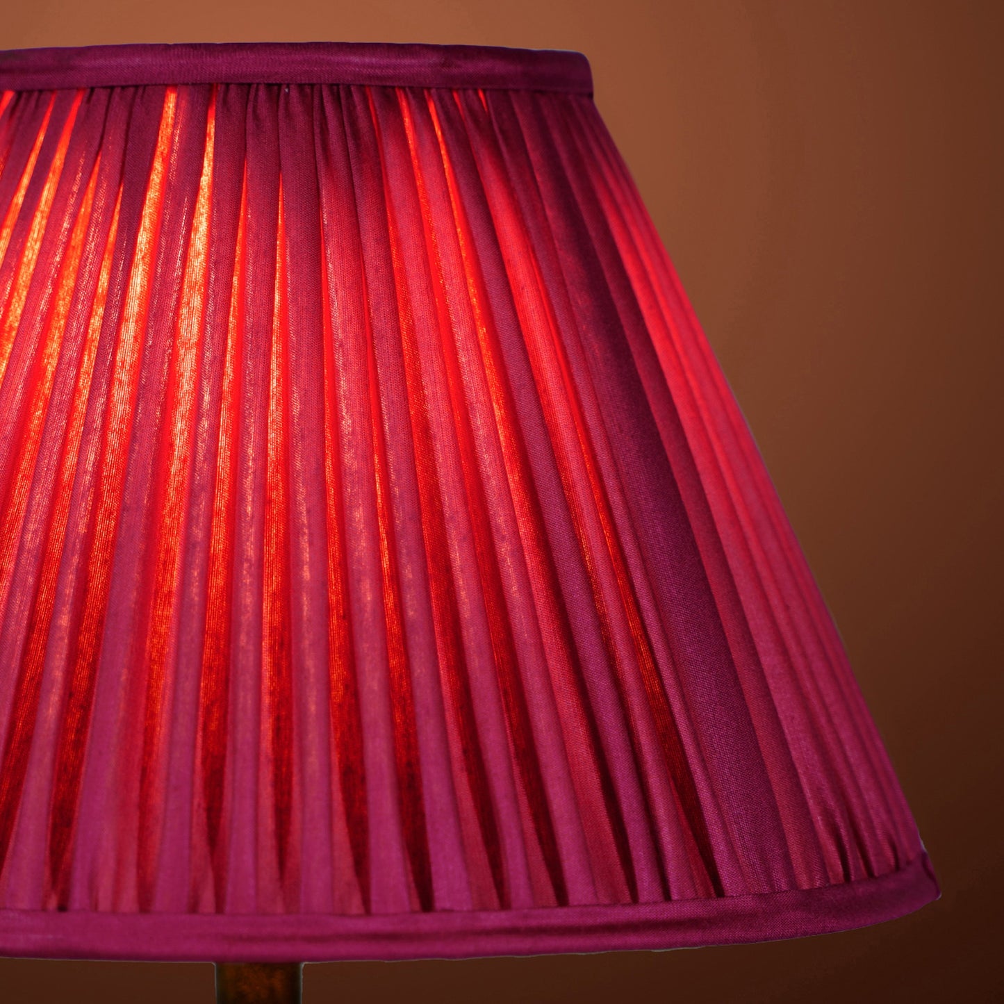 30cm empire premium softback lampshade in red silk by Lampenschirm India, house of lampshades