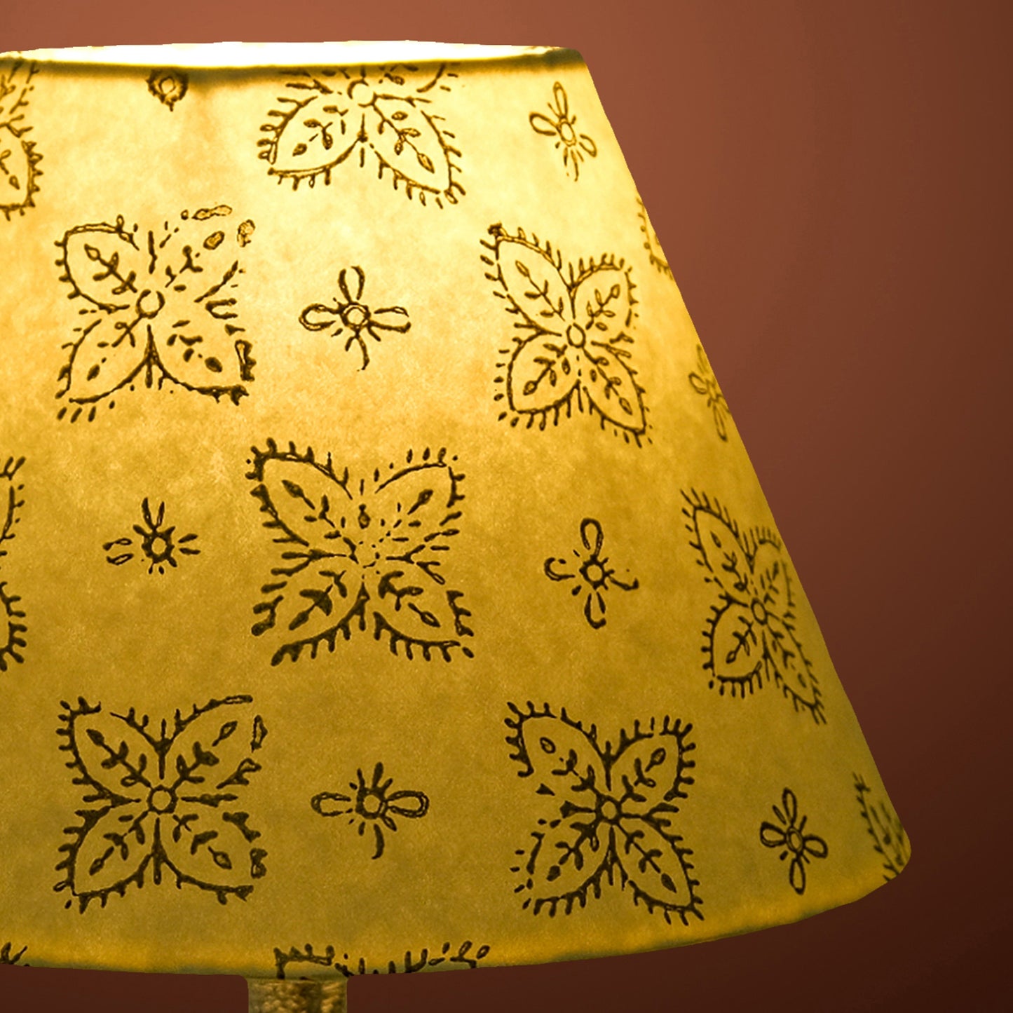 20cm empire premium hardback lampshade in block printed paper by Lampenschirm India