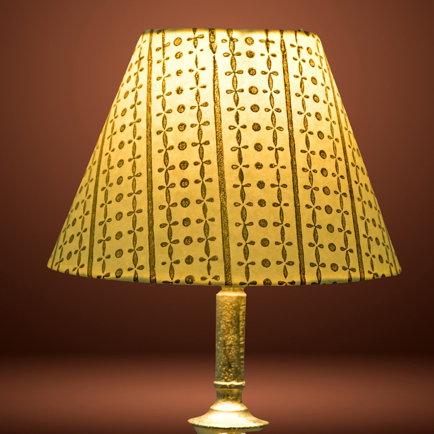 20cm empire premium hardback lamp shade in block printed paper by Lampenschirm India