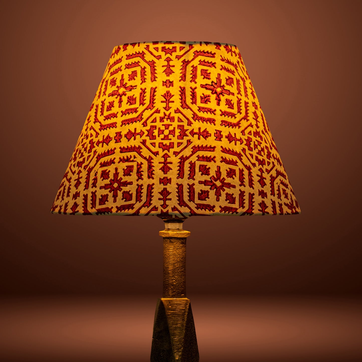 20cm empire premium hardback lamp shade in block printed paper by Lampenschirm India